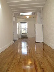 Rented by Tower Brokerage