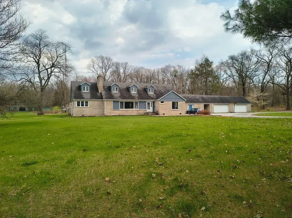 2240 S 350 E, Knox, IN 46534
