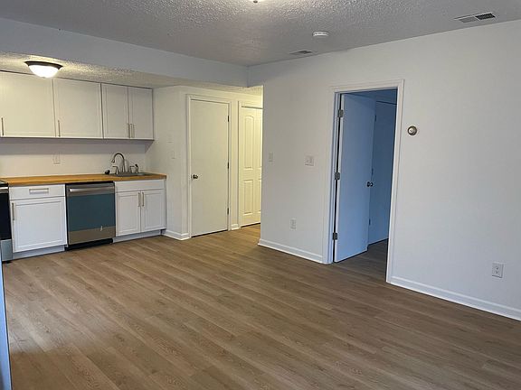 4th image of 233 Westover Dr APT 11