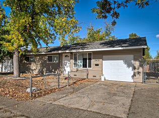 3419 Willow Ln, Anderson, CA 96007