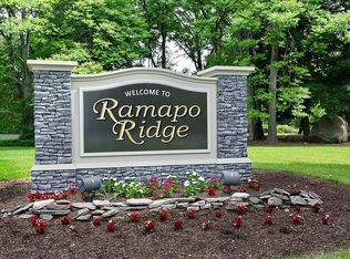 213 Wind Hollow Ct, Mahwah, NJ 07430