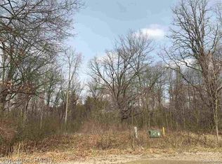 657 Donna Mae, Leonard, MI 48367