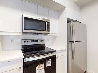 60 Philip Lee Dr #ORCHID, Winnipeg, MB R3W0R2