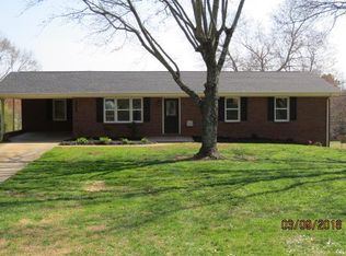 324 Lincoln Rd, Forest City, NC 28043