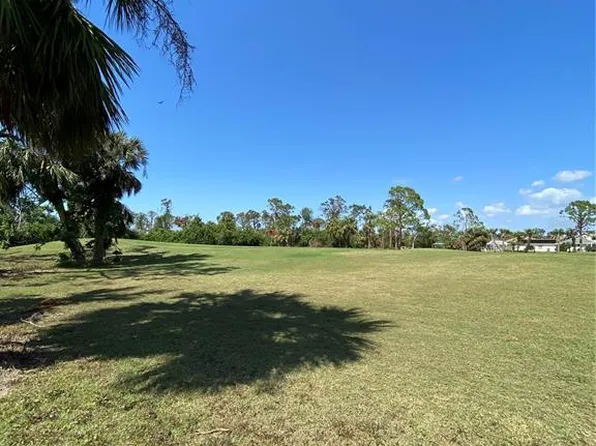 45 Long Meadow Pl #715, Rotonda West, FL 33947