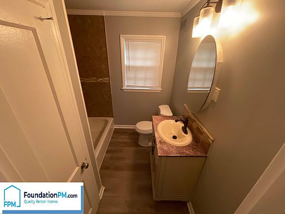 4th image of 3990 E Whitehaven Park Cir