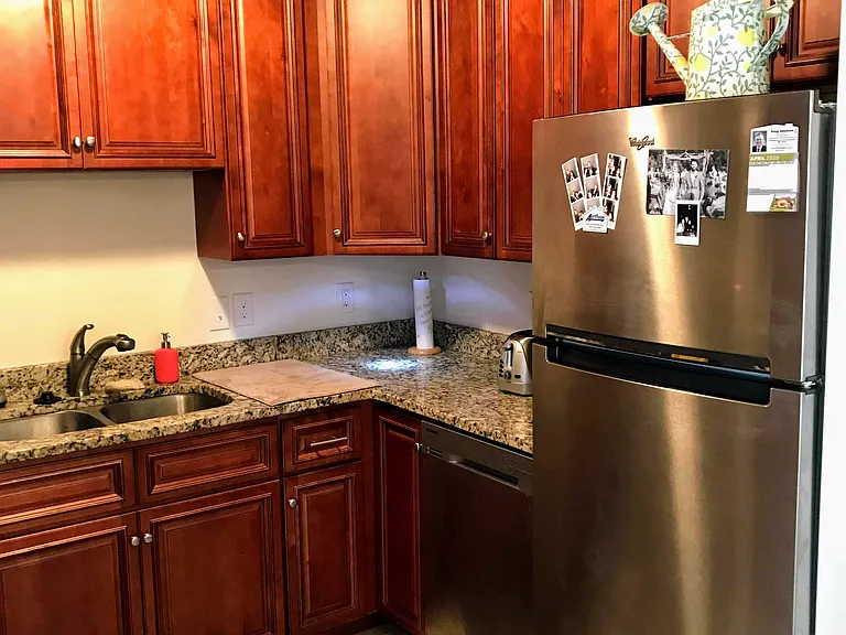531 Caroline Ave — Photo 7