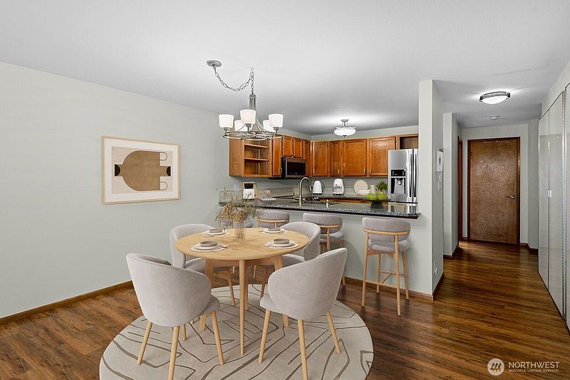 3rd image of 6920 California Avenue SW #12