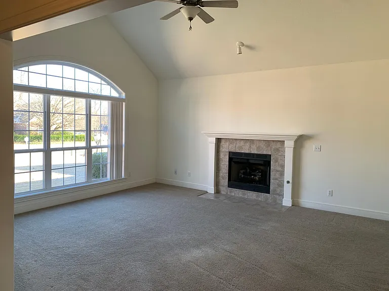 702 Tunbridge Dr — Photo 5