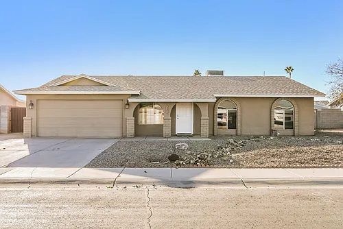 521 W El Prado Rd Photo 1