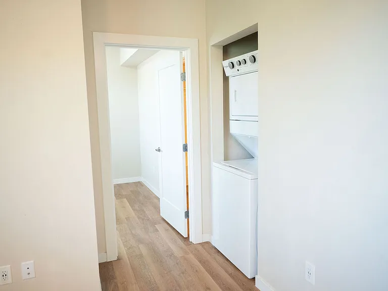 3715 McKinley Ave #207 — Photo 24
