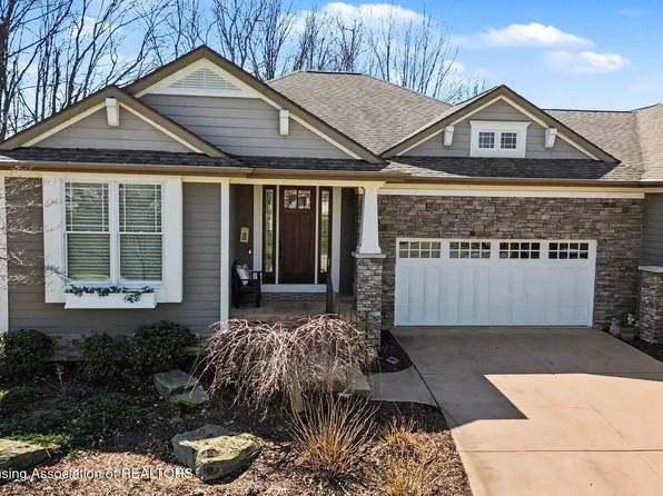 585 Aquila Dr, East Lansing, MI 48823