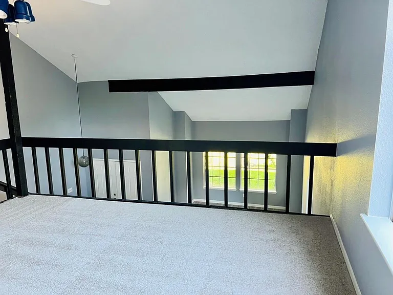 7627 Candlegreen Ln — Photo 32