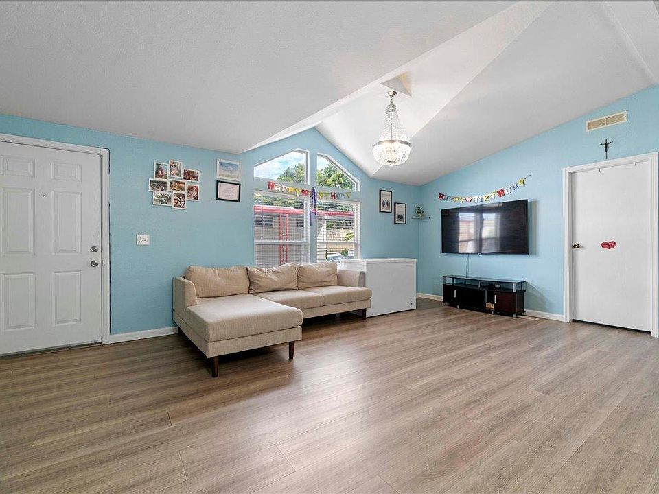 1st image of 5450 Monterey Rd #59
