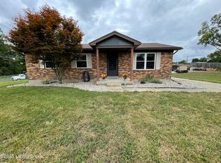 119 Driftwood Dr, Shepherdsville, KY 40165