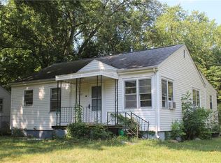 917 S 44th St, Decatur, IL 62521