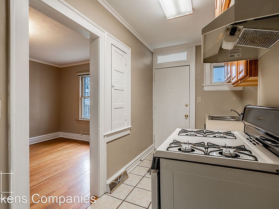 1st image of 198 W 3rd Ave #11433547