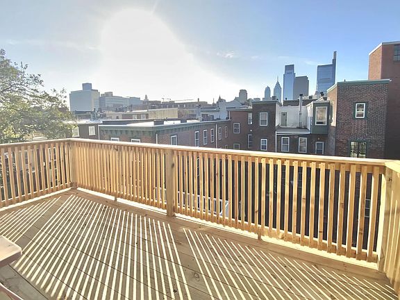 4th image of 1712 Mount Vernon St #2A
