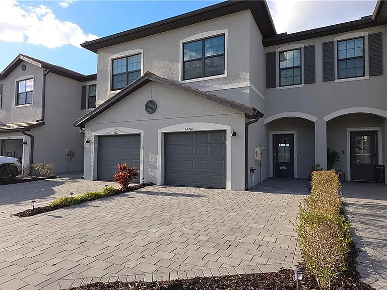 14274 Pine Lodge Ln — Photo 2