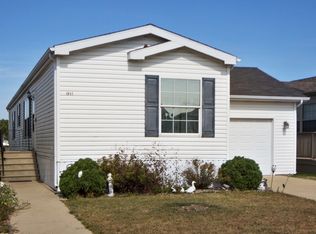 1057 Redbud Rd, Manteno, IL 60950