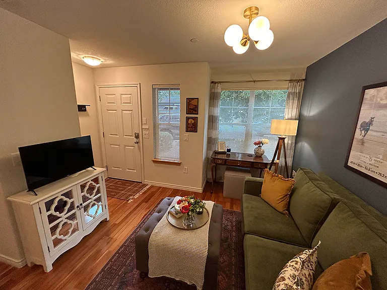 903 Chinle Ave #A — Photo 9