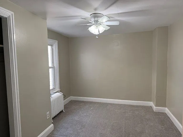 457 N Pitt St — Photo 21