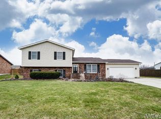 5177 Meadow Glen Dr, Lima, OH 45807