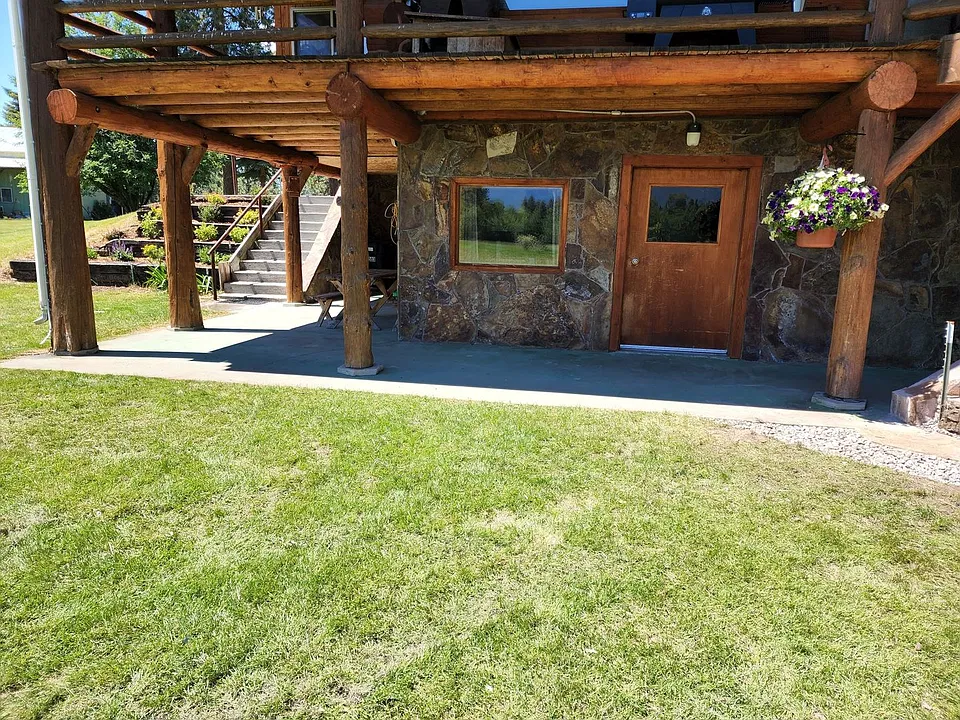 42444 Holt Ranch Ln