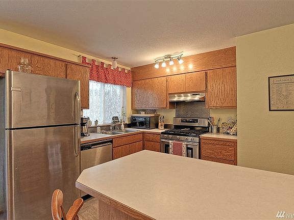 4th image of 6715 60th Pl NE #B