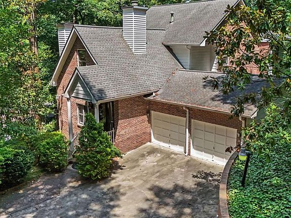 3rd image of 6415 River Chase Cir