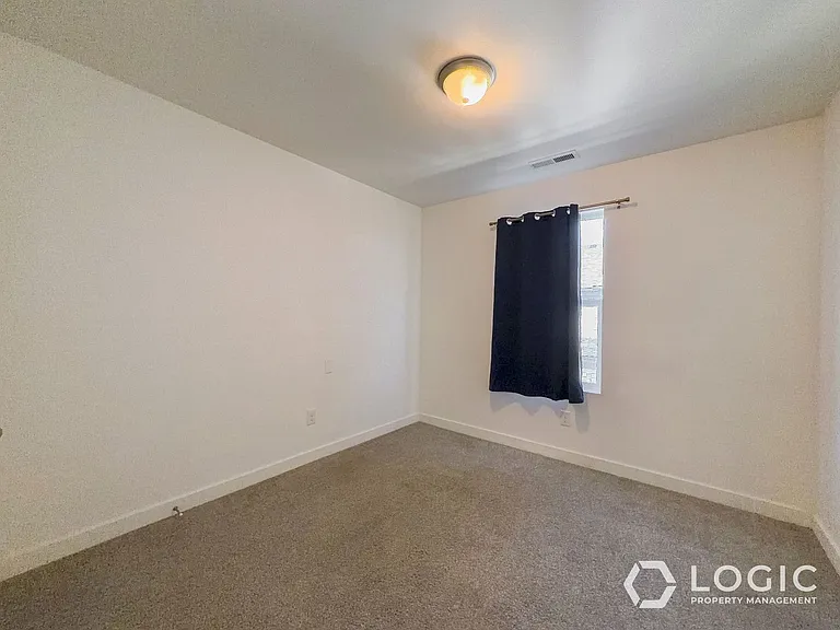 11627 S Frost View Ln — Photo 17