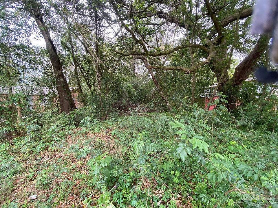1st image of 1600 N 62nd Ave