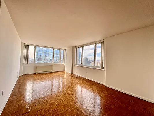 Rented by Addison Property Group | media 15