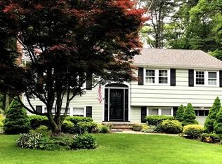 7 Old Coach Rd, Norfolk, MA 02056