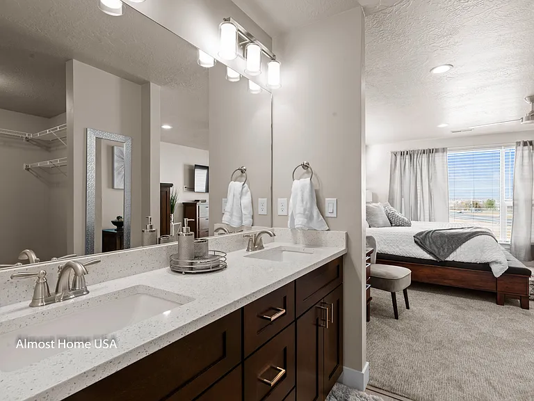 572 W Lewski Ln — Photo 20