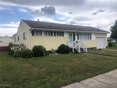 537 Wilcoxen St, Uhrichsville, OH, 44683