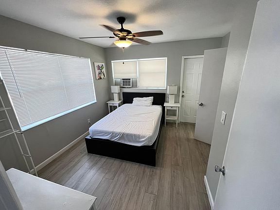 5th image of 1201 NE 15th Ave APT 1