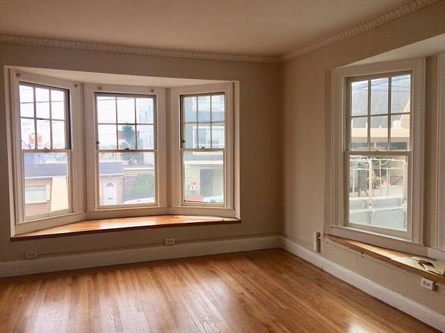 1st image of 405 33rd Ave #104