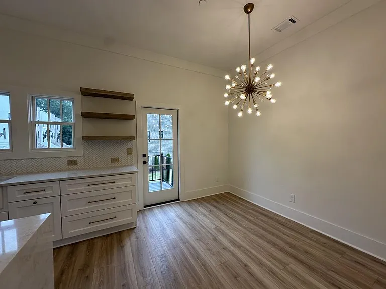 4802 Moonview Ln — Photo 10