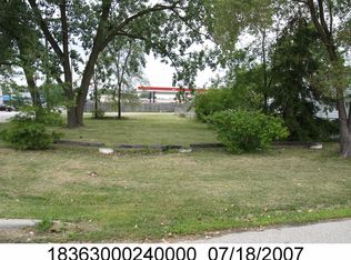 8346 S 79th Ct, Justice, IL 60458