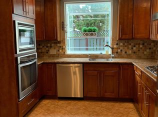 1602 Silver Ave, Redwood City, CA 94061