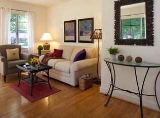 228 Elmhurst Rd, Charlotte, NC 28209