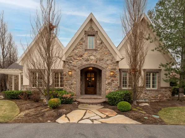 2620 E Casto Ln S, Holladay, UT 84117