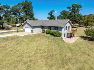1247 SW Boston Mills Rd, Columbus, KS 66725