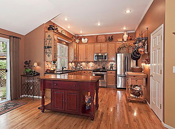 5th image of 3010 19th Avenue Ct NW