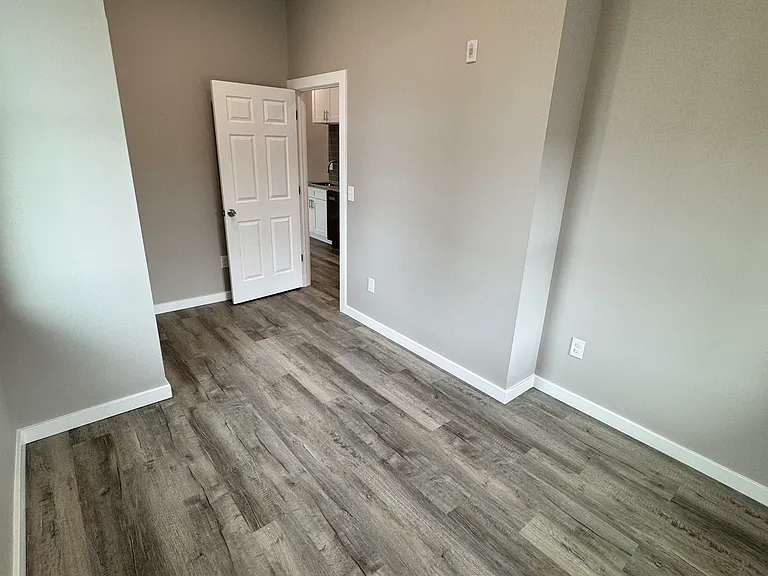 6658 Keystone St #9 — Photo 6