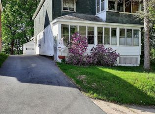 7 Finlay St, Amsterdam, NY 12010