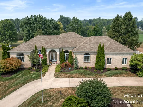 1527 Fairwood Ct SE, Caledonia, MI 49316
