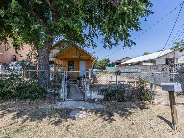 704 Musser St, Laredo, TX 78040