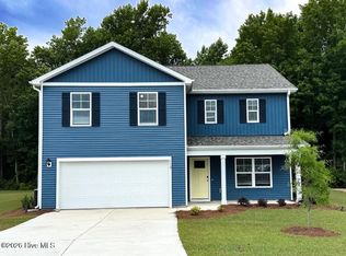 426 Driftwood Dr #11, Richlands, NC 28574